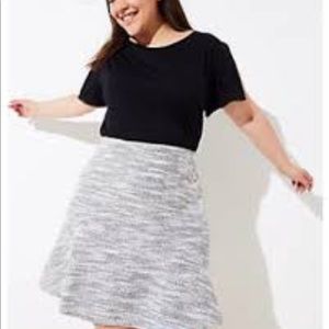 Stretchy tweed skirt
